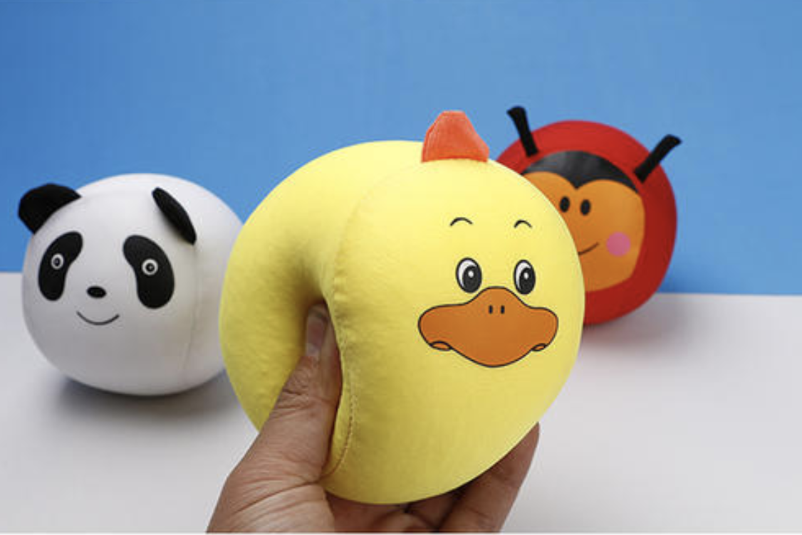 Quais são as vantagens da esponja elástica compartilhada pelos fabricantes de pasta colorida pu?